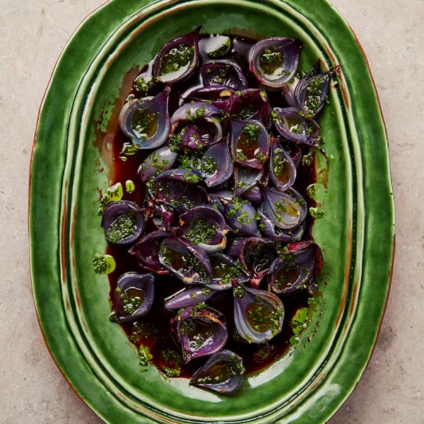 Sweet and sour onion petals