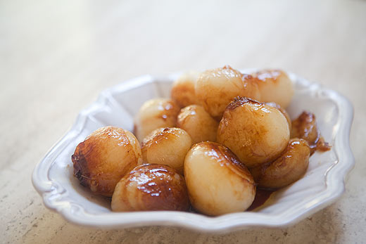 Sweet and sour onions