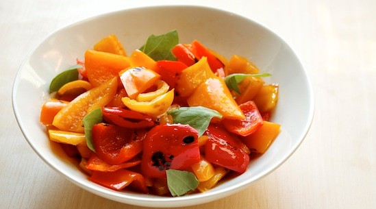 Sweet and sour peppers with basil