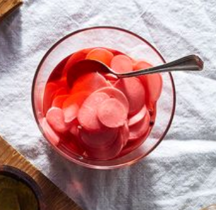 Sweet and sour pickled radishes