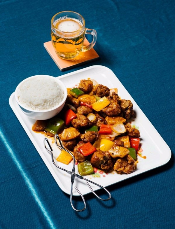 Sweet and sour pork (Gu lo yuk)