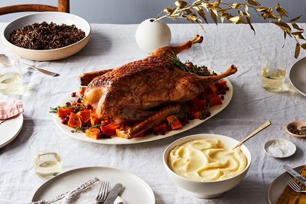 Sweet and sour roast goose with autumn squash ad cranberries