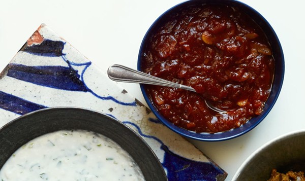 Sweet-and-sour tomato chutney