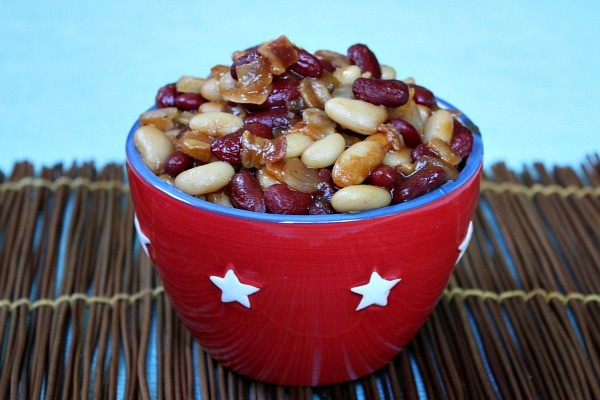 Sweet and spicy baked beans