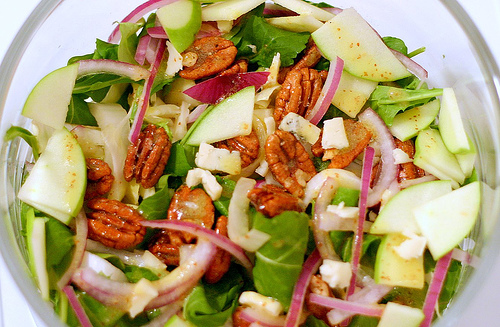 Sweet and spicy candied pecans