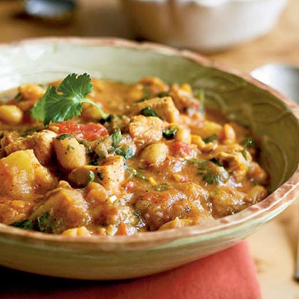 Sweet and spicy chicken and white bean stew