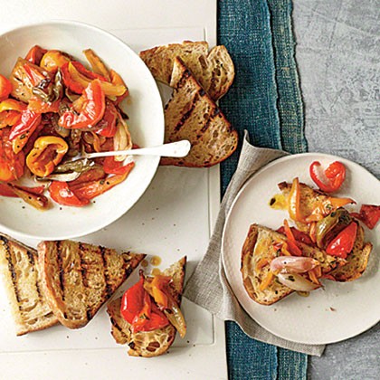 Sweet and spicy pepperonata