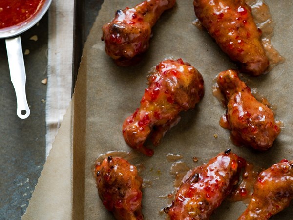 Sweet and sticky hot wings