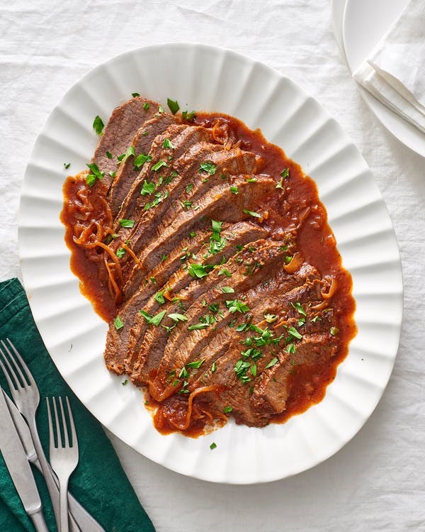 Sweet and tangy slow cooker brisket