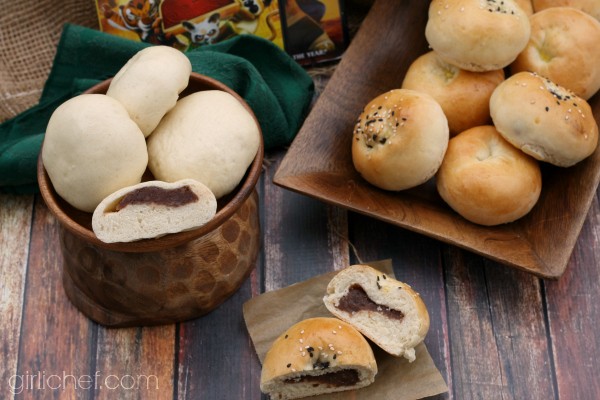 Sweet bean buns (Steamed or baked)