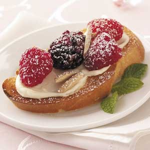 Sweet berry bruschetta