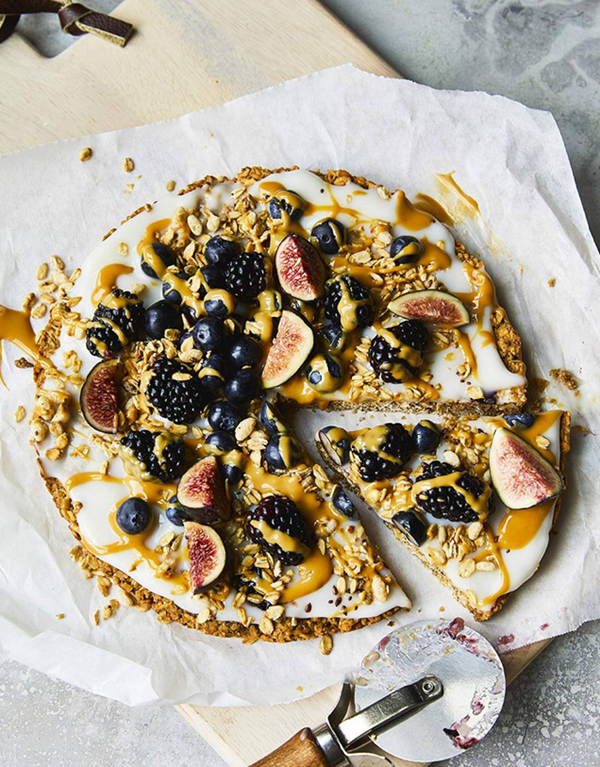 Sweet breakfast pizza with an oatmeal crust