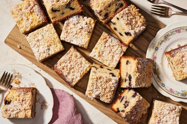 Sweet corn and blueberry coffee cake