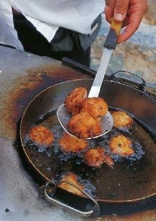 Sweet corn fritters (Frituras de maíz dulce)