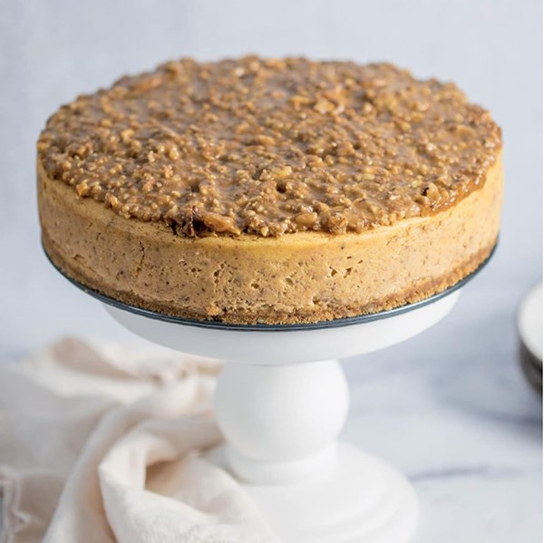 Sweet cushaw and pecan cheesecake