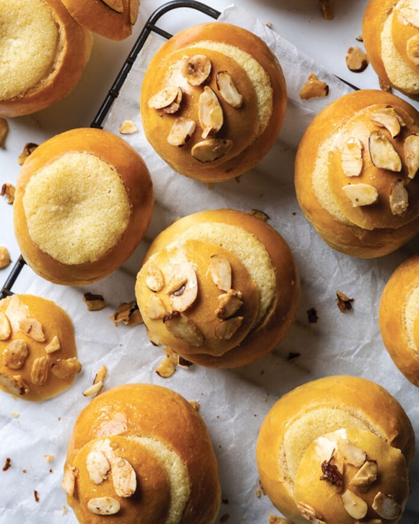 Sweet frangipane almond buns