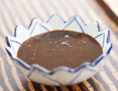 Sweet hot garlic sauce