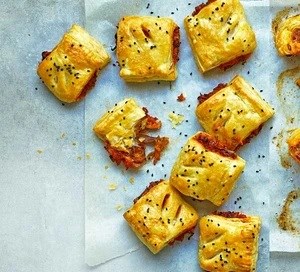 Sweet potato & caramelised onion rolls