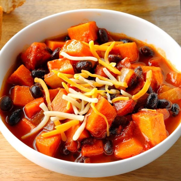 Sweet potato and black bean chili