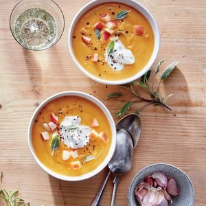 Sweet potato and white bean soup