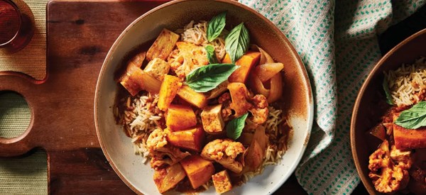 Sweet potato, cauliflower, tofu, and pineapple curry