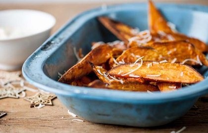 Sweet potato chips with mango crème fraîche and Parmesan snow