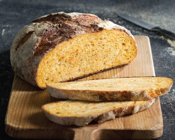 Sweet potato Dutch oven bread