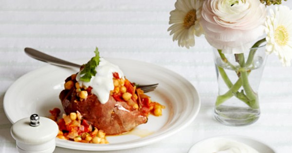 Sweet potato jackets with chana masala