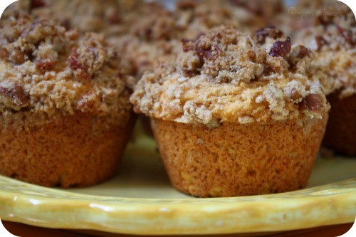 Sweet potato muffins with bacon pecan streusel 