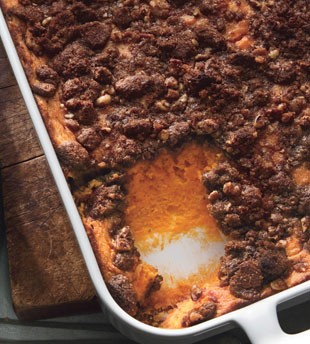 Sweet potato pudding with pecan and gingersnap topping