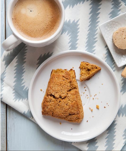Sweet potato scones with maple cinnamon butter 
