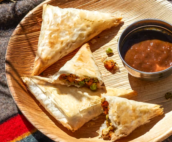 Sweet potato, tofu & pea phyllo samosas
