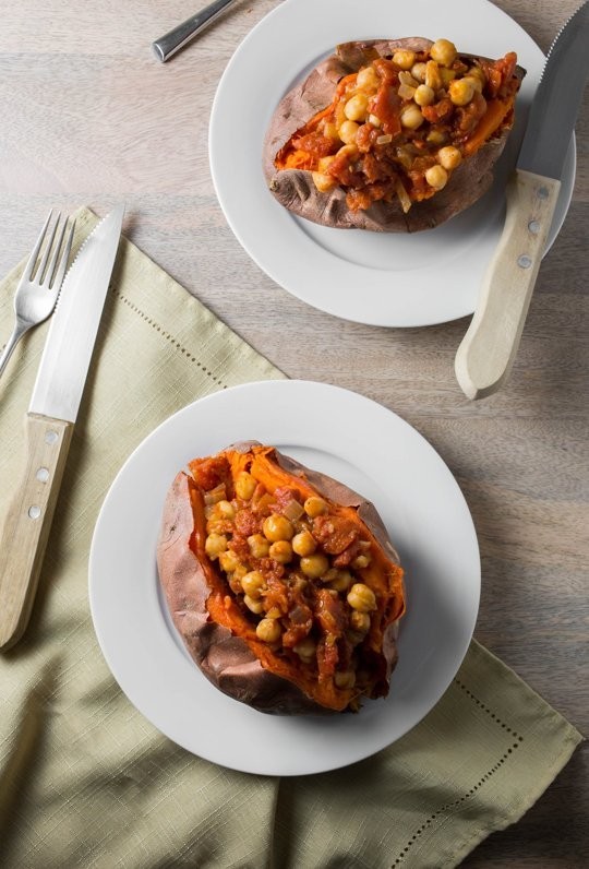 Sweet potatoes with chickpea tomato sauce