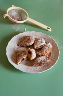 Sweet ricotta pastries (Panzerotti di ricotta)