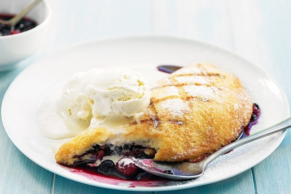 Sweet souffléd omelette