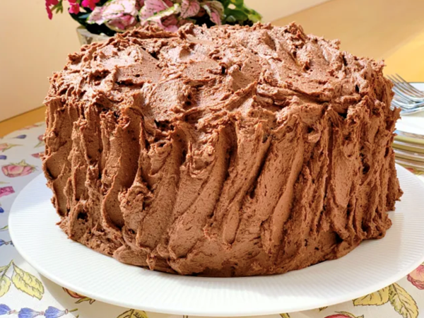 Sweet sourdough chocolate cake with the buttercream-iest chocolate icing