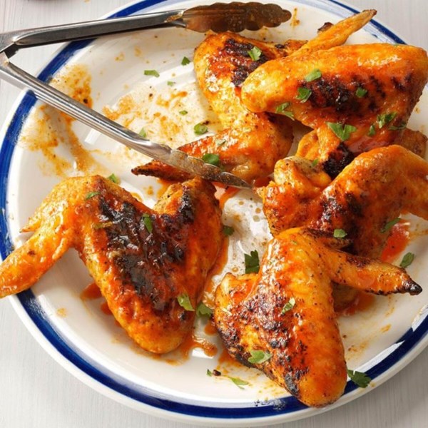 Sweet Sriracha wings