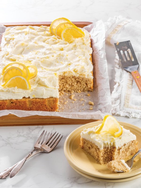 Sweet tea lemonade cake