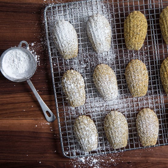Sweet tea madeleines