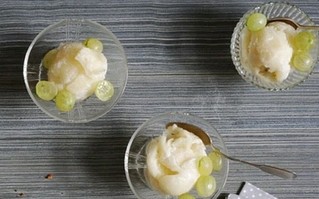 Sweet wine and gooseberry sorbet