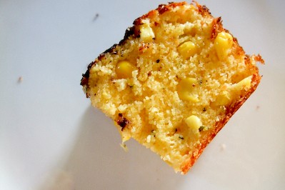 Sweetcorn & rosemary polenta bread