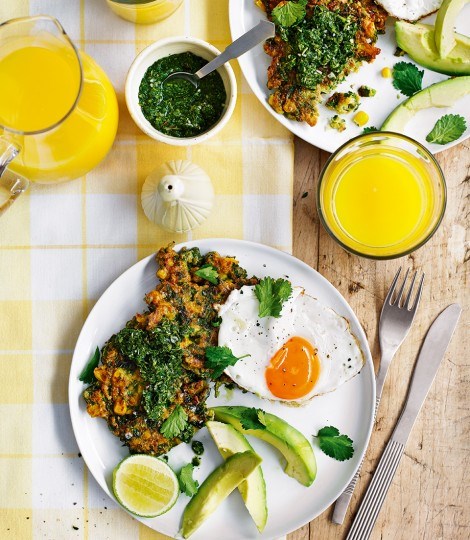 Sweetcorn fritters with avocado, fried egg and mint chutney