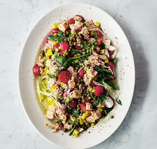 Sweetcorn, tuna, tomato and fennel [salad]