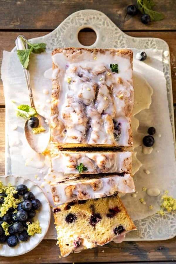 Swirled blueberry lemon thyme cake