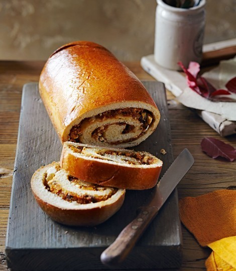 Swirled butternut squash, feta and sage loaf