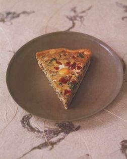 Swiss chard, red pepper, mascarpone and quails' egg quiche
