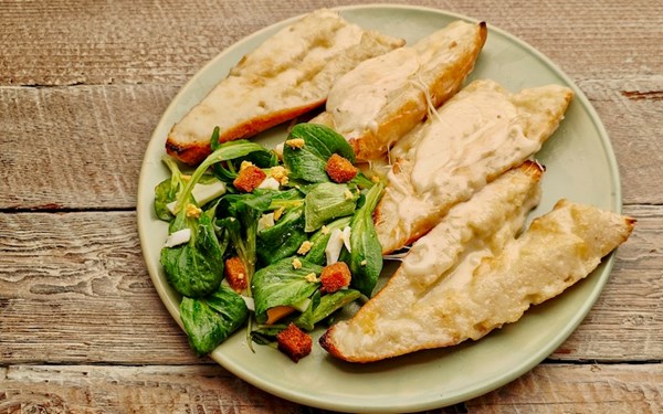 Swiss cheese on toast (Chässchnitte)
