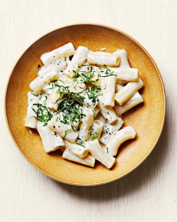 Swiss-fondue mac and cheese