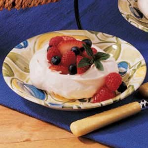 Swiss meringue shells