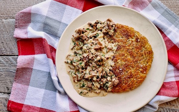 Swiss mushrooms in cream sauce (Pilze in sahnesauce)